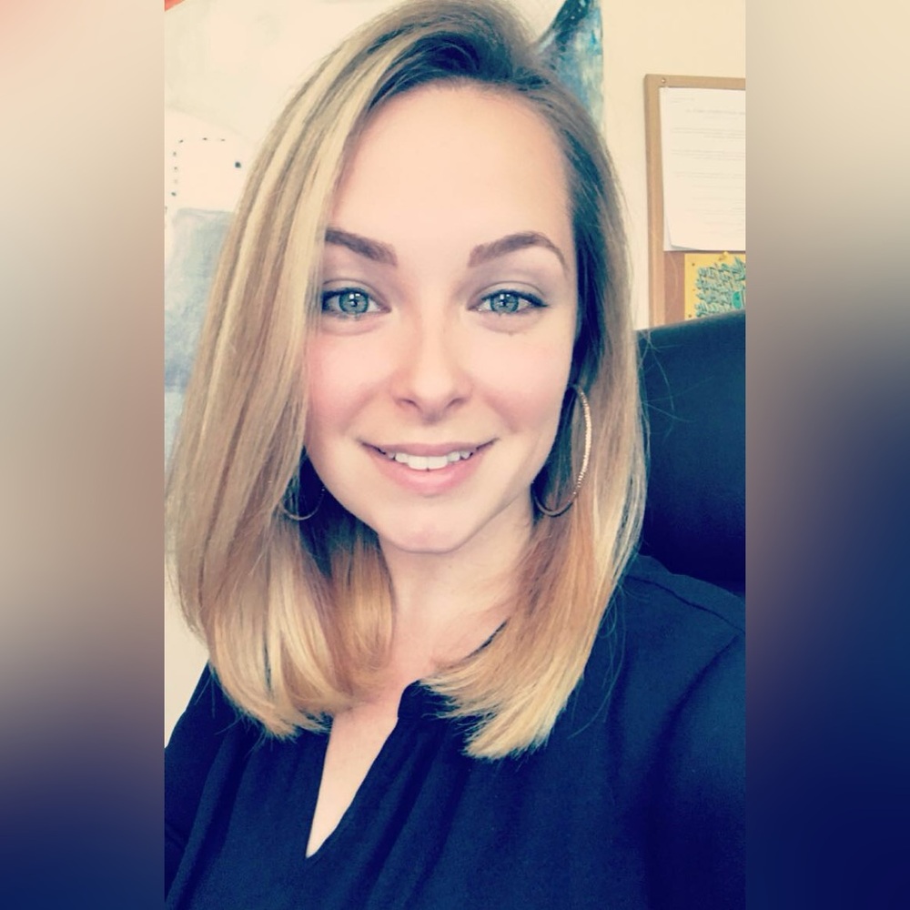 Meet your Posher, Jacinthe